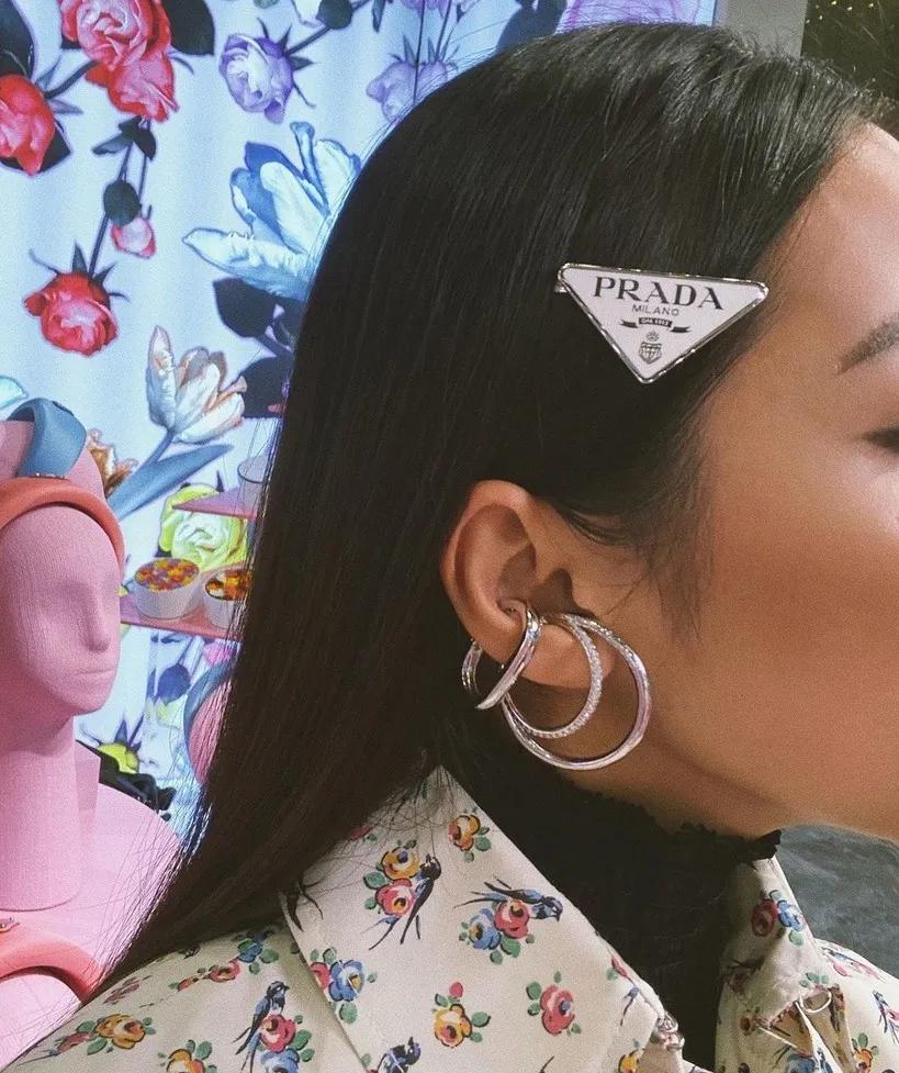 欧阳娜娜同款耳环怎么戴,欧阳娜娜耳环