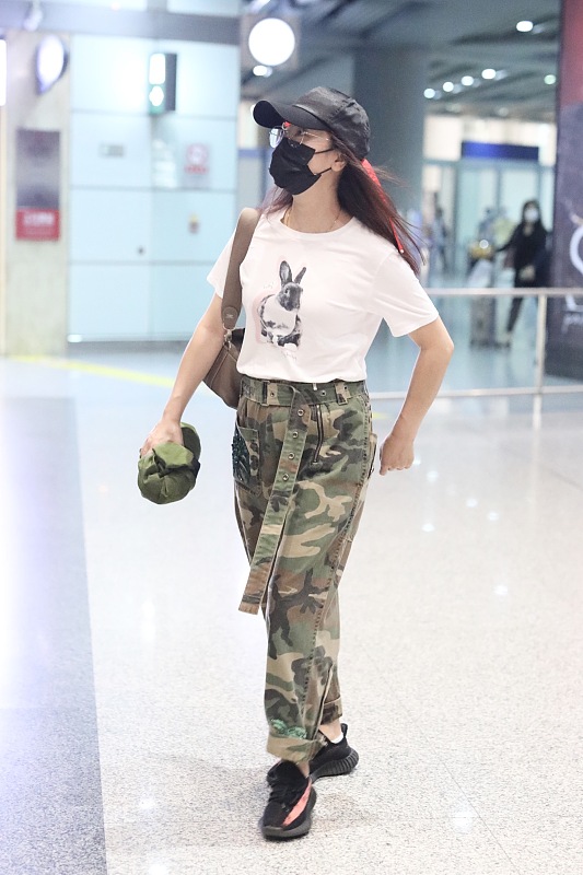 凤凰传奇玲花颜值巅峰变化,凤凰传奇玲花是不是胖了