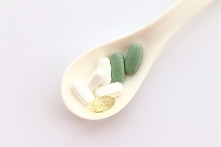 去痛片跟布洛芬哪个副作用大,去痛片和布洛芬哪个更有效