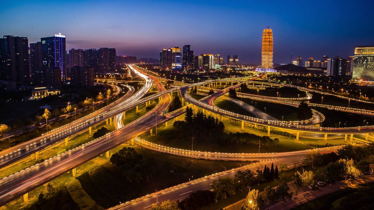 曾经的八朝古都、曾经的河南省省会，如今却沦落为一座四线小城