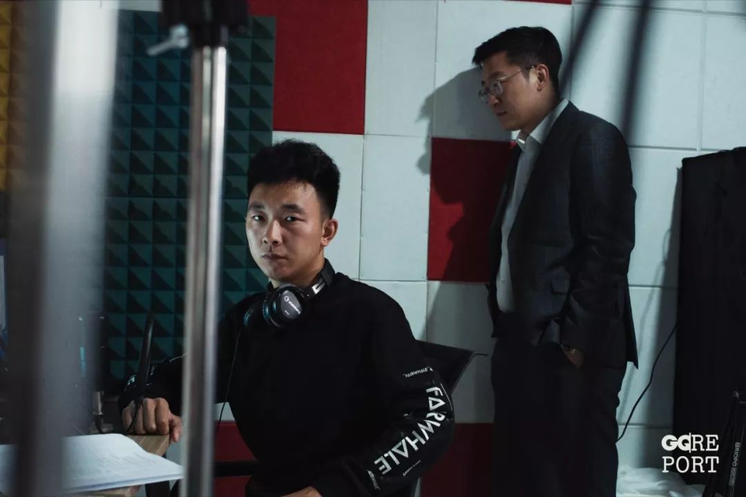 朱亘朱一旦真的有钱吗,朱一旦原名朱亘