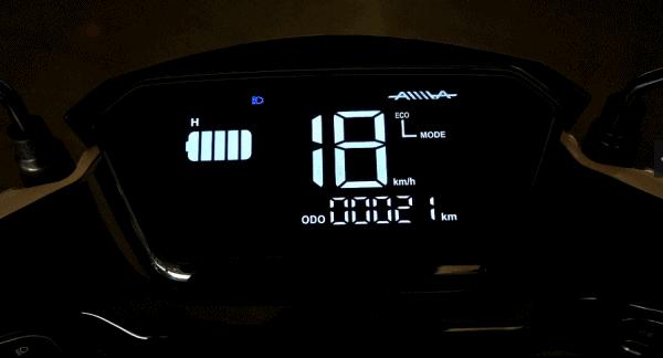 新款爱玛电动车真实测评,电动自行车续航500公里靠谱吗