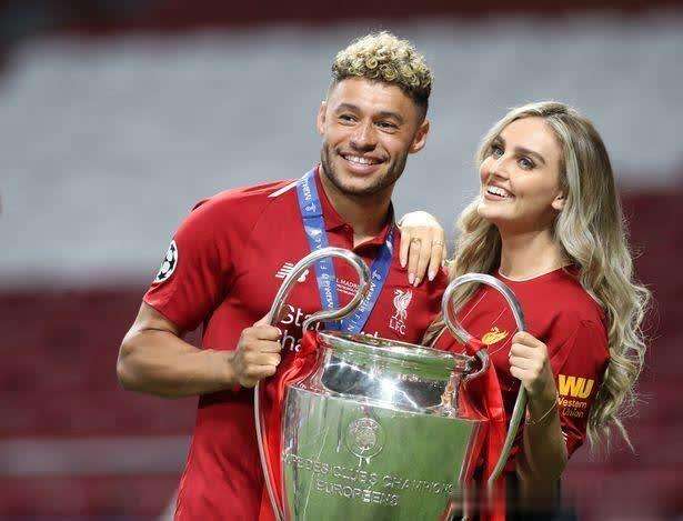 足坛球星太太人气金字塔排名:梅西、C罗女友遗憾2档,1档是天后