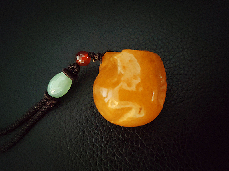 哪个平台买玉靠谱,买玉去哪里买靠谱