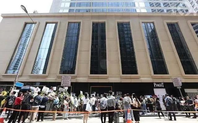 张国荣当年的葬礼,当年张国荣葬礼到底引起多大轰动