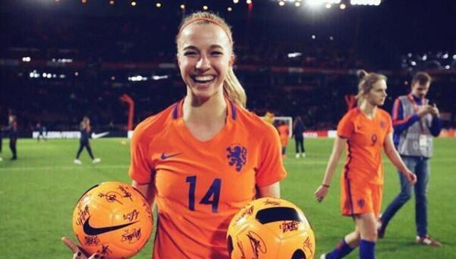 今夜，有一大波儿美女来袭法国里昂