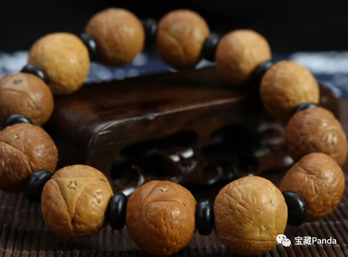 龙眼菩提四眼,龙眼菩提好还是凤眼好