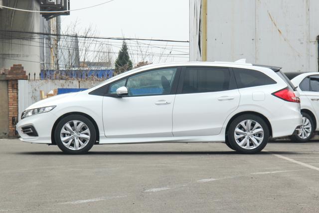 杰德优惠2万，1.8L和1.5T动力任选，沉稳内敛家用好选择