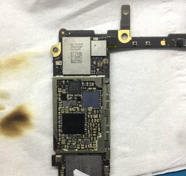 iphone进水维修过主板还值钱吗,iphone6进水修主板多少钱