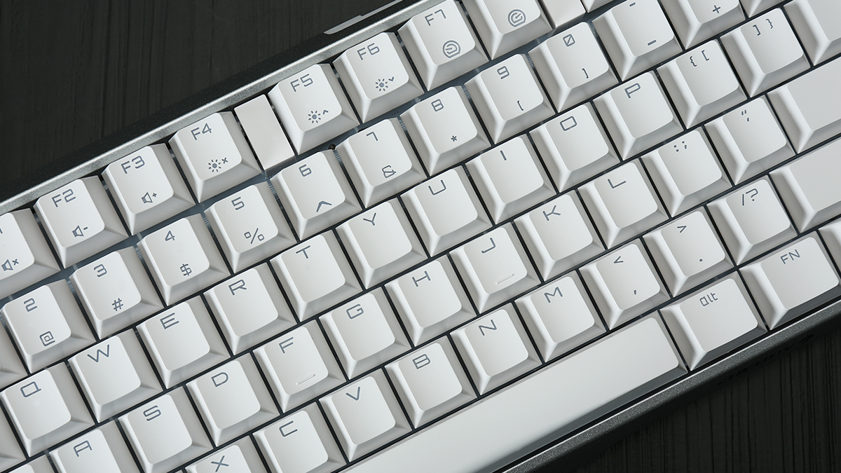 CHERRYMX3.0S三模无线游戏机械键盘评测：好饭不怕晚