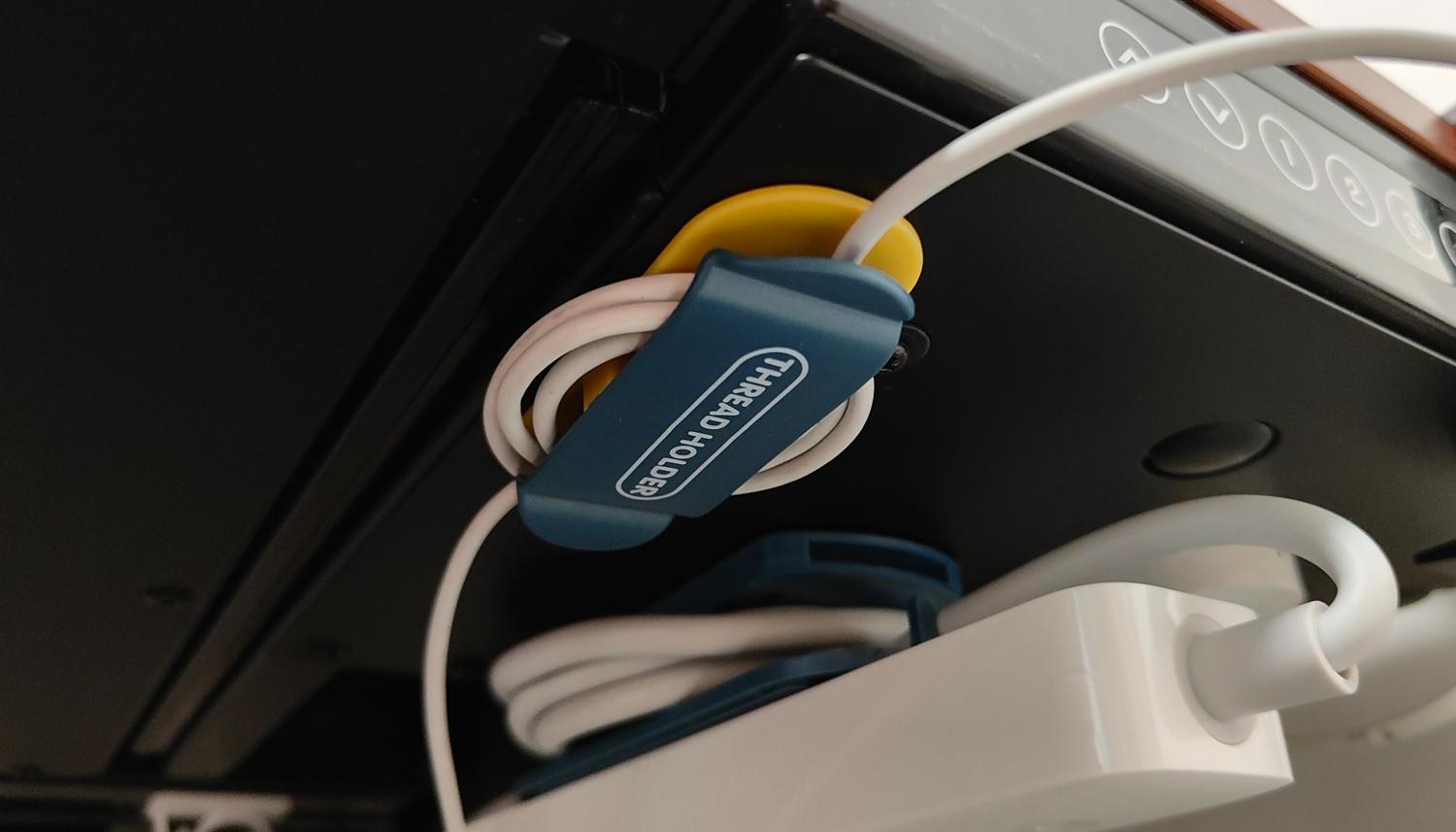 游戏宅的电脑桌面,游戏头戴式耳机rog棱镜s