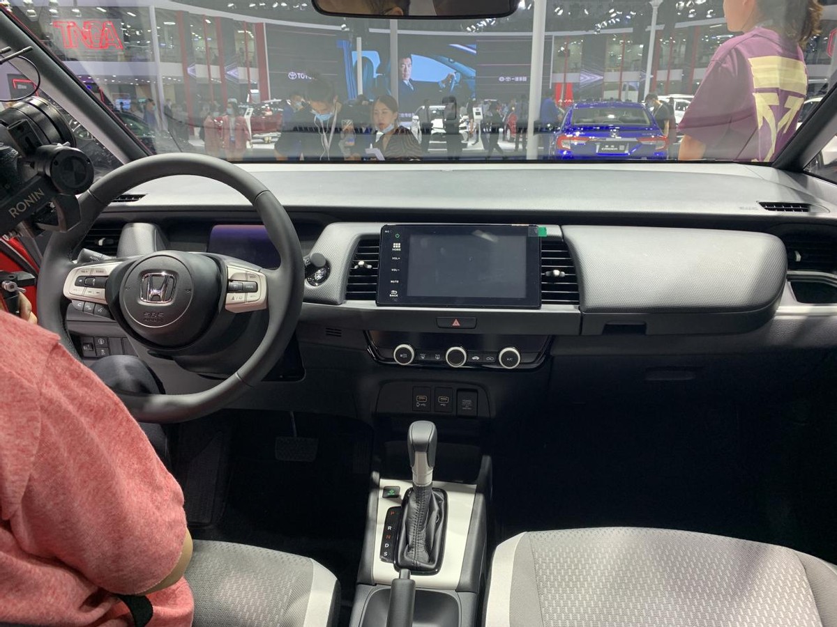 家用小款省油车型飞度需要多少钱,小型本田飞度价格和油耗