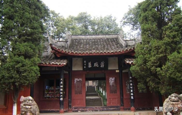 三国蜀汉的蒋琬当过大将军,蒋琬凭什么成为诸葛亮的接班人