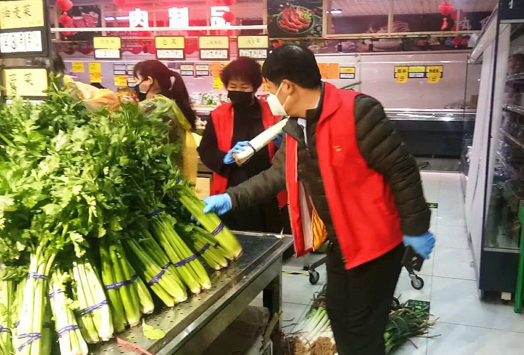 河南济源：推着小车来送货——纸方*党**支部书记靳李中义务“代购员”小记