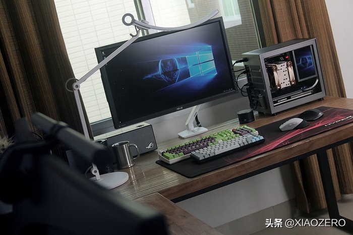 没有什么桌面几点零,折腾不止的电脑桌面好物分享