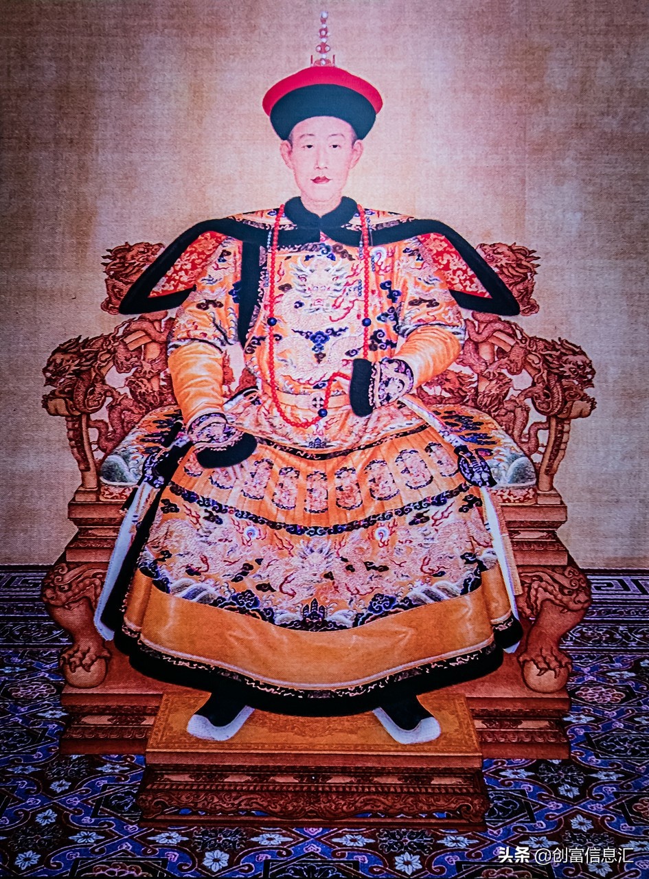 第四卷31　贵妇人慈心悯沉沦　帝乾隆雷雨理国政