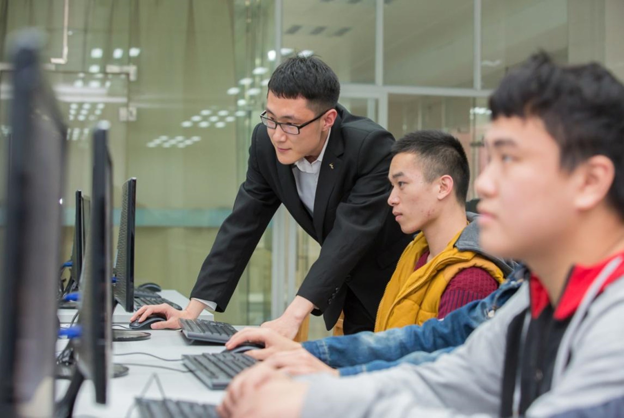 人工智能专业工资排名,人工智能大学专业薪酬