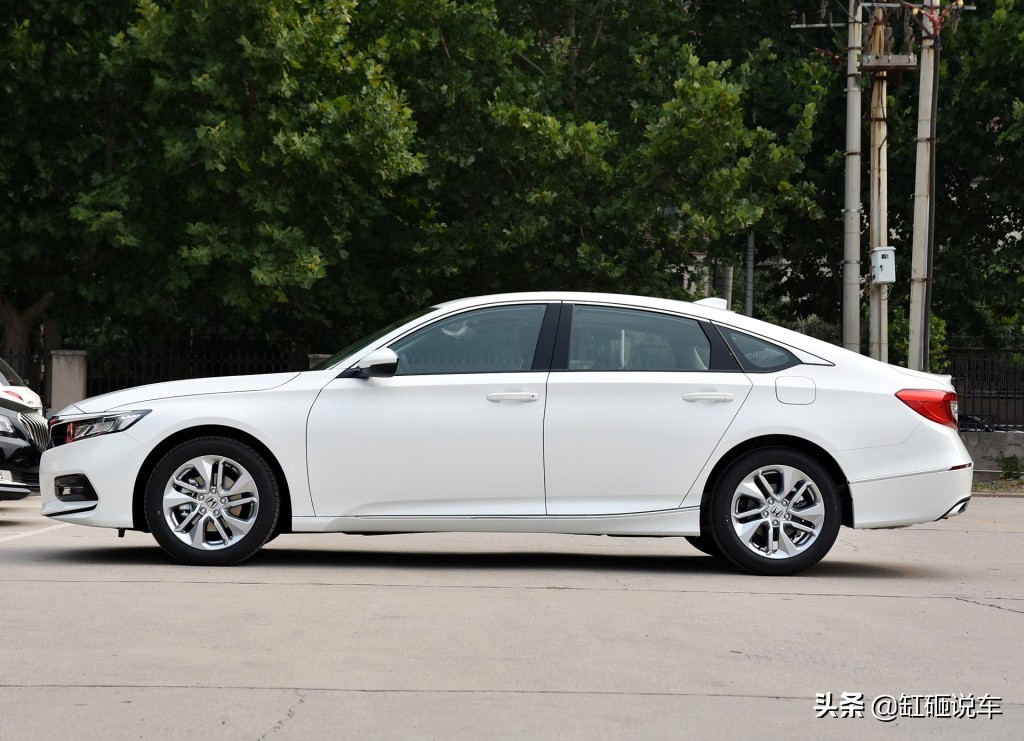 20万左右雅阁最好的轿车,20万左右的本田雅阁最省油