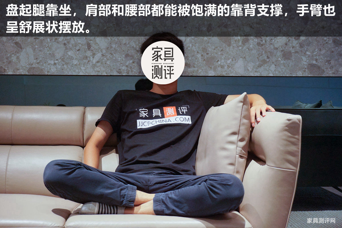 格调沙发哪个系列好用,极简黑沙发怎么搭出高级感