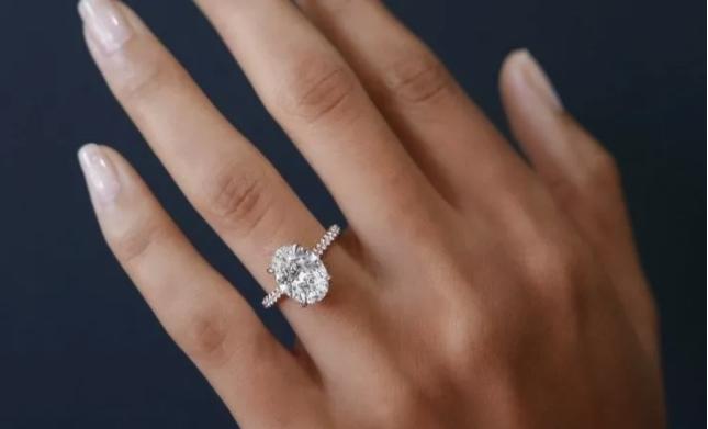 钻戒定制价好还是一口价好,钻戒私人订制都怎么定制