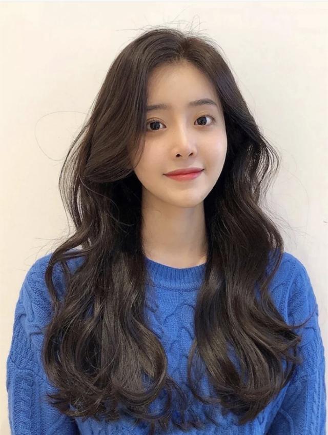 快来试试你的脸型适合什么发型吧,你适合哪种发型请看脸型对号入座