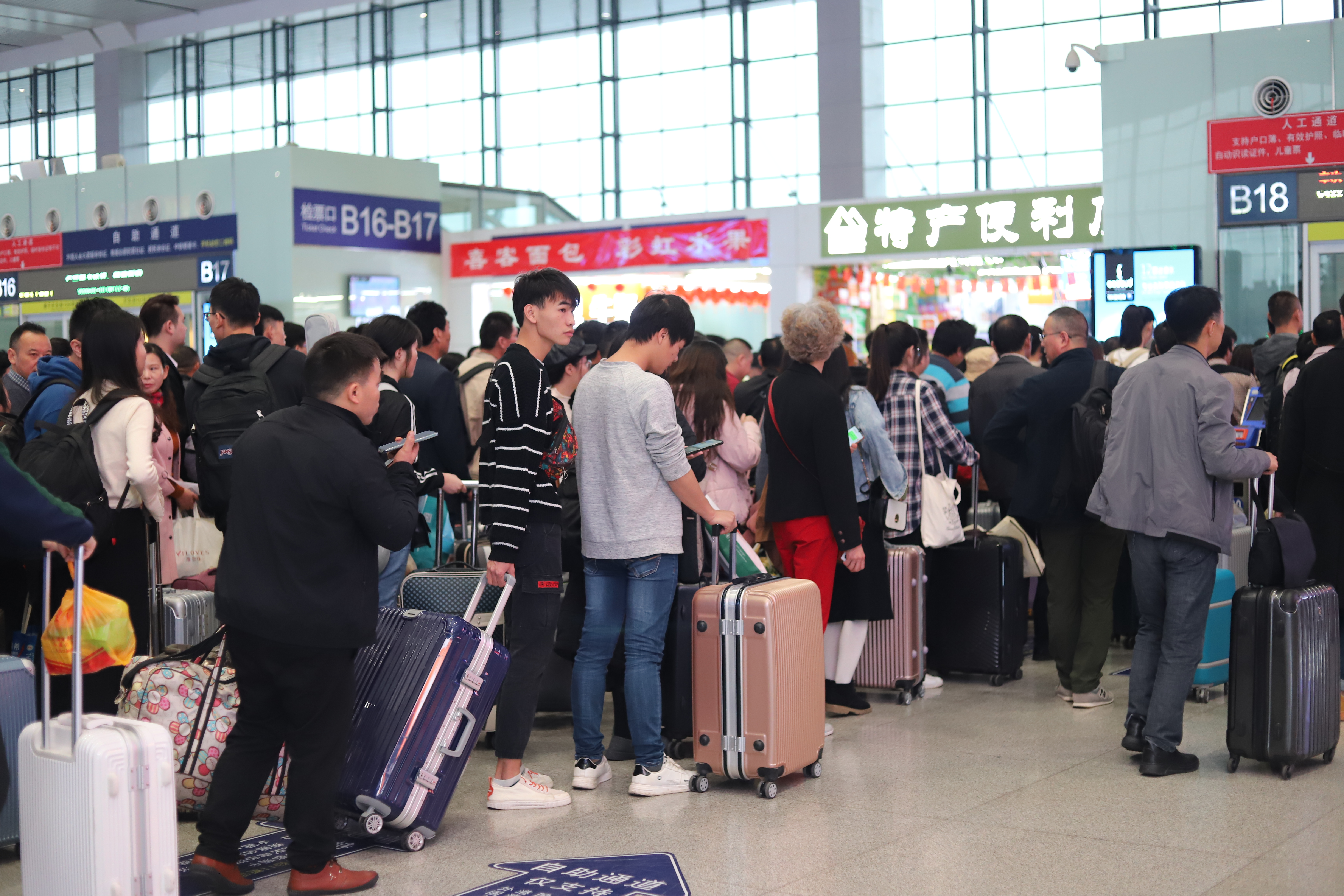 2019春运正式开启新闻播报,2019年广西春运铁路相关信息