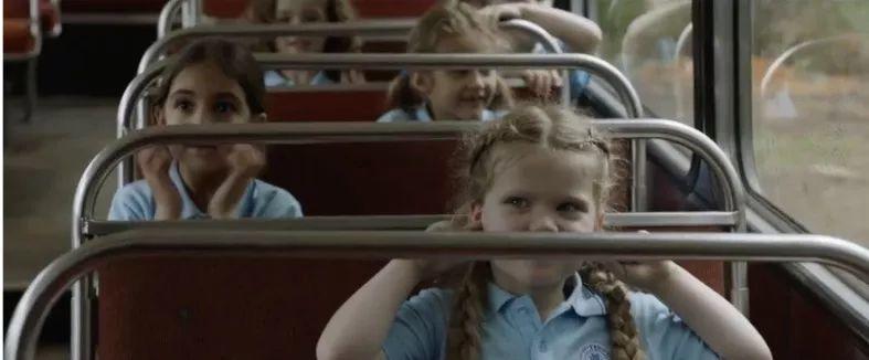 好怪的片，R级画面，S级泪点