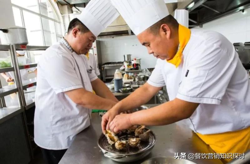 创业做什么餐饮利润高成本低,年轻人想创业做餐饮需要学习什么