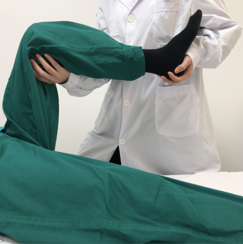 卧床三个月腿肌肉萎缩多久恢复,卧床多久会出现小腿肌肉萎缩