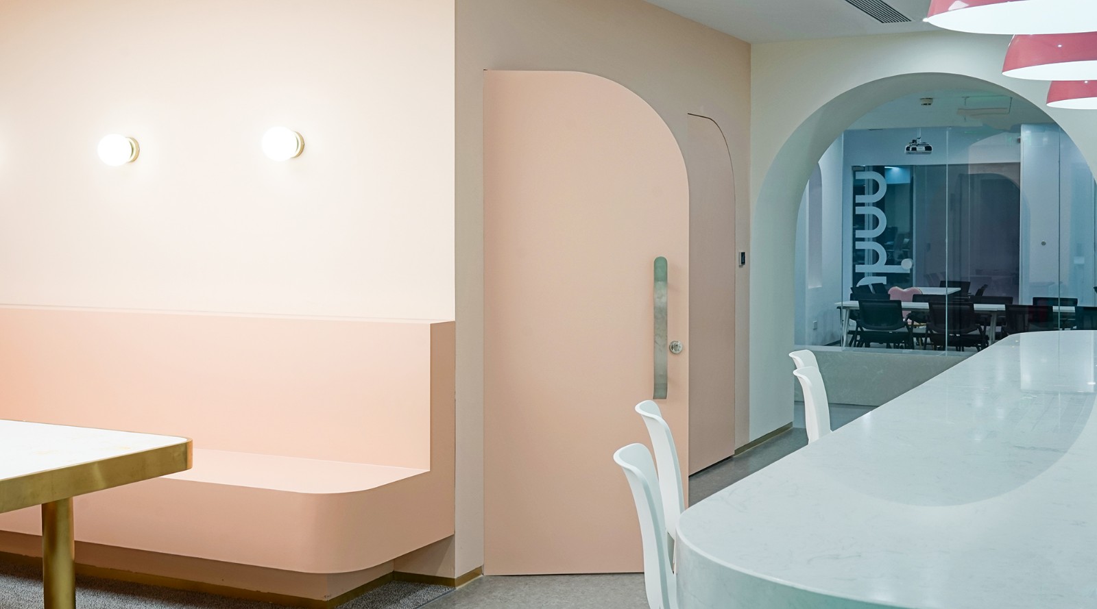 打造新型电商产业平台基地,专业打造网红电商