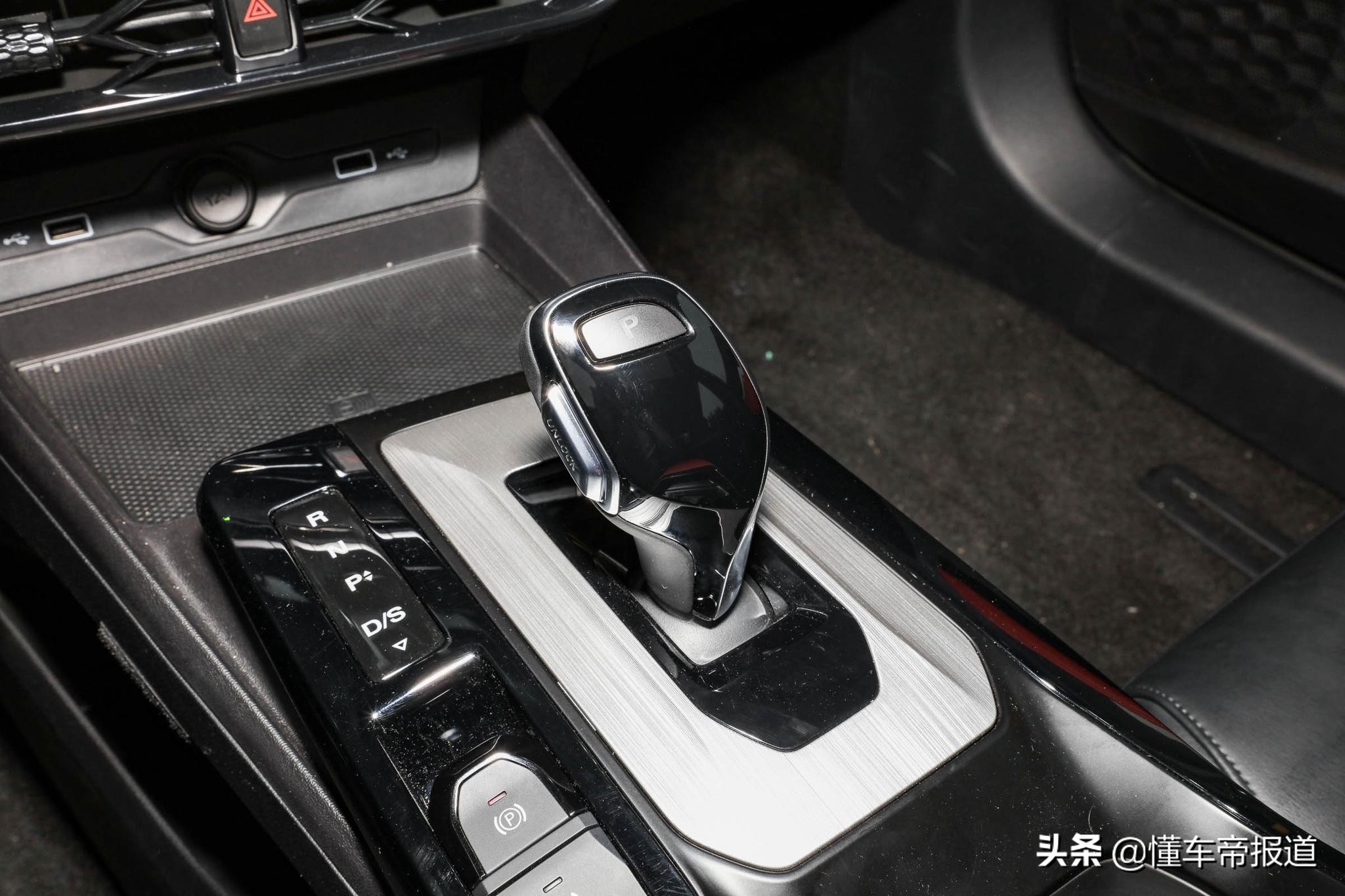 名爵mg5180dvvt青春旗舰版对比帝豪,名爵mg5自动挡中配1.5l2023款落地价