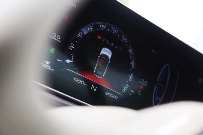 欧拉好猫波塞冬版试驾视频,欧拉好猫和海豚试驾对比