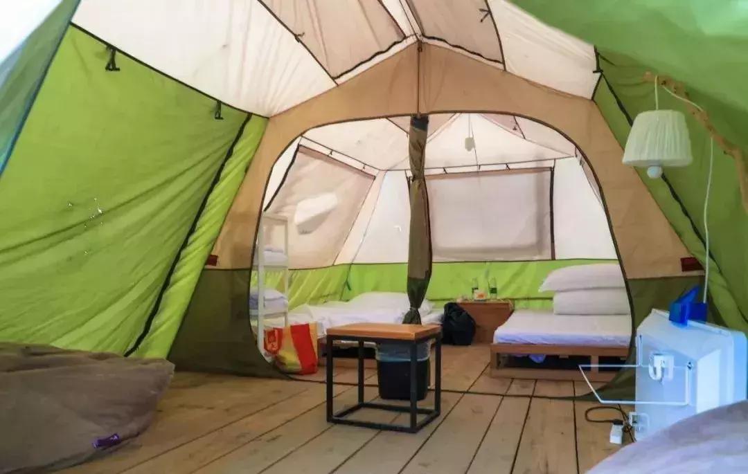 有一个地方，只有我们知道，此生不来会有遗憾仙境般的浮云牧场