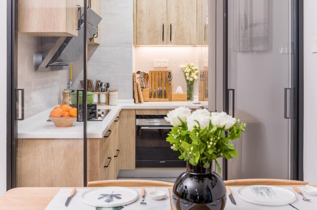 越简约，越高级！90㎡新房自然又舒适，住上三代人不过时