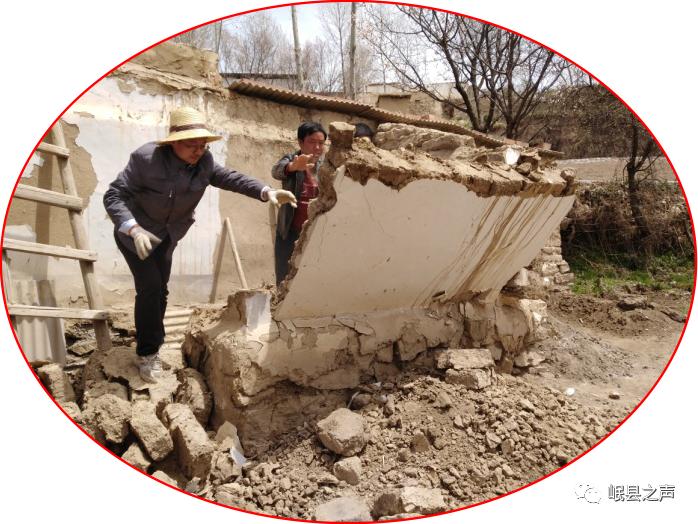 百叠青山路一片赤子心——脱贫攻坚先进典型人物采访一线见闻