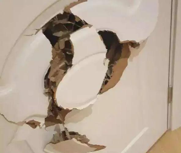 欧派木门和999木门,实木门生态木门和烤漆木门哪种好