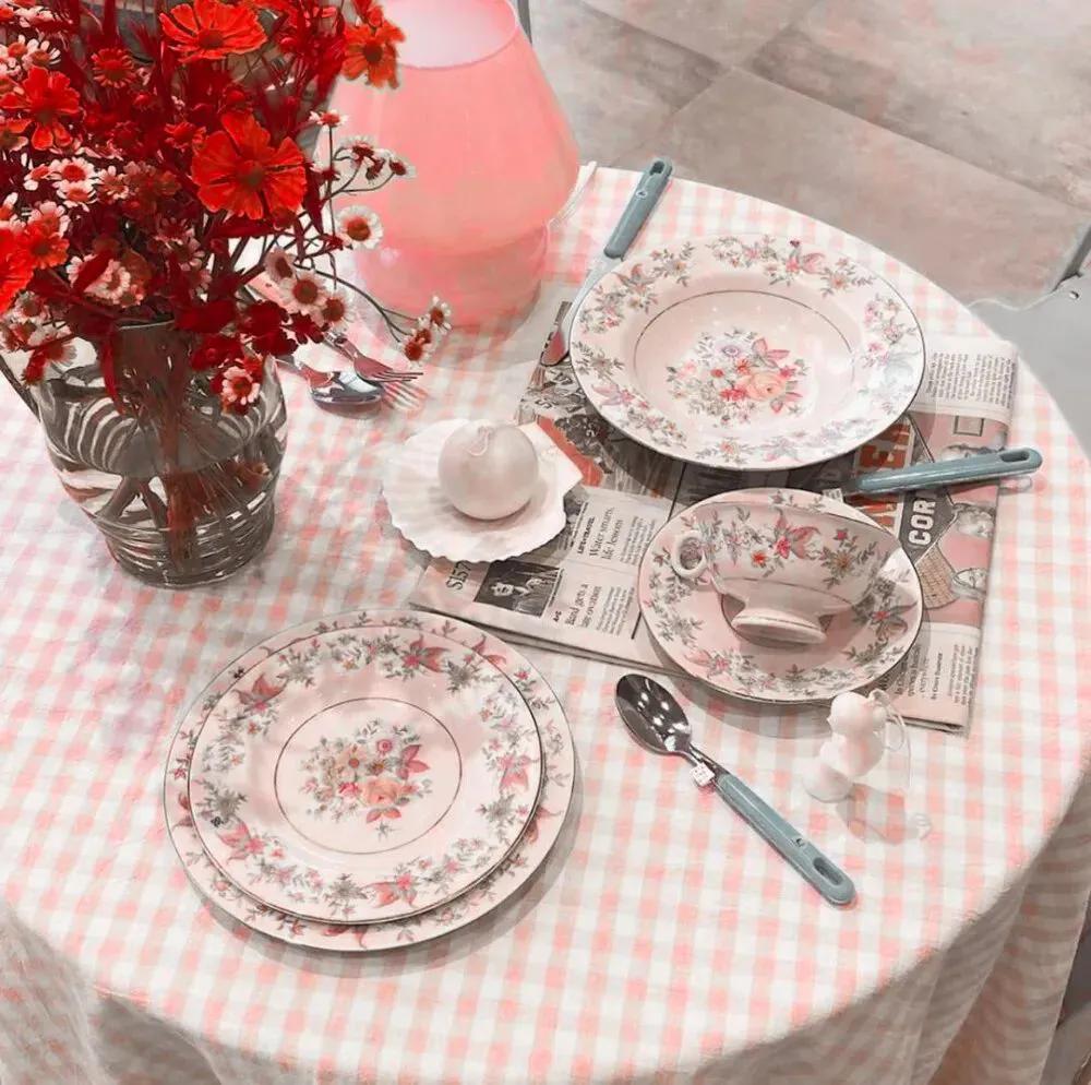 浅色系ins风背景图,浅色系壁纸ins高级质感真人