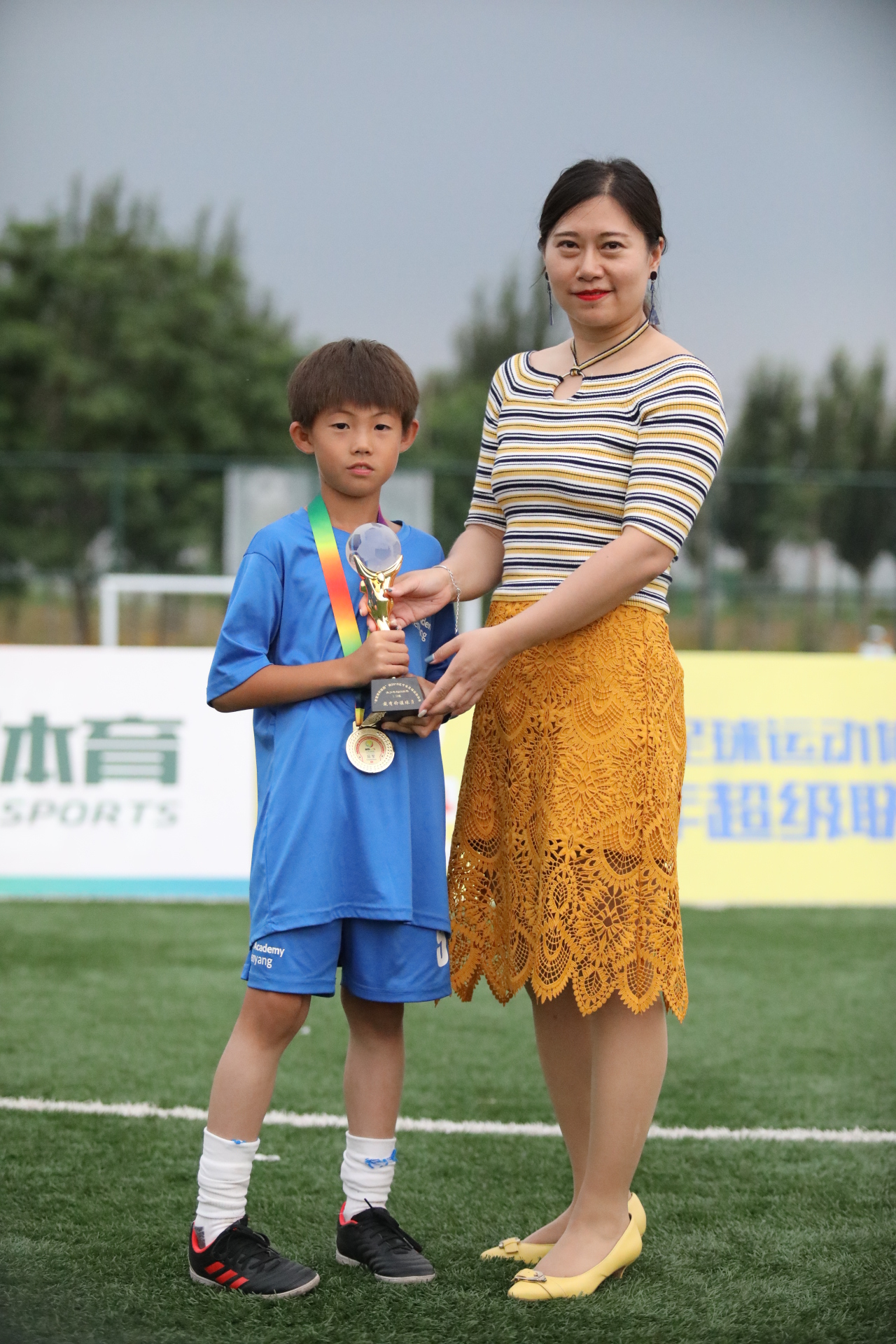 肇俊哲之子踢足球,肇俊哲辽宁足球青训