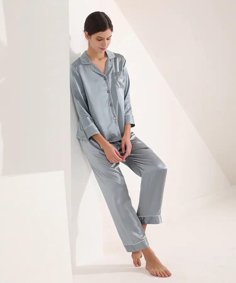 鑽峰叞鐜嬪澶ф皵,鑽峰叞鐜嬪琛ｆ湇