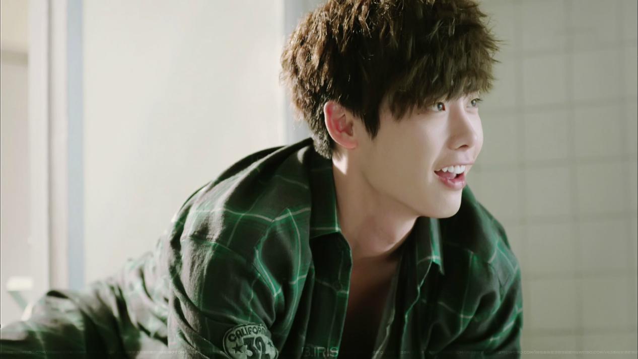 韩国李钟硕主演的电影有哪些,韩国李钟硕全部影视剧