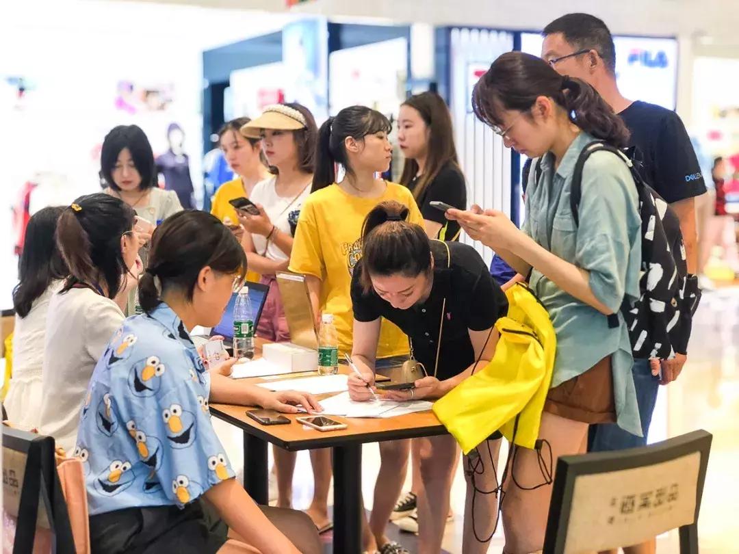 盛夏好物囤囤囤！成都这家高端百货，低至50%OFF！还有好礼相送