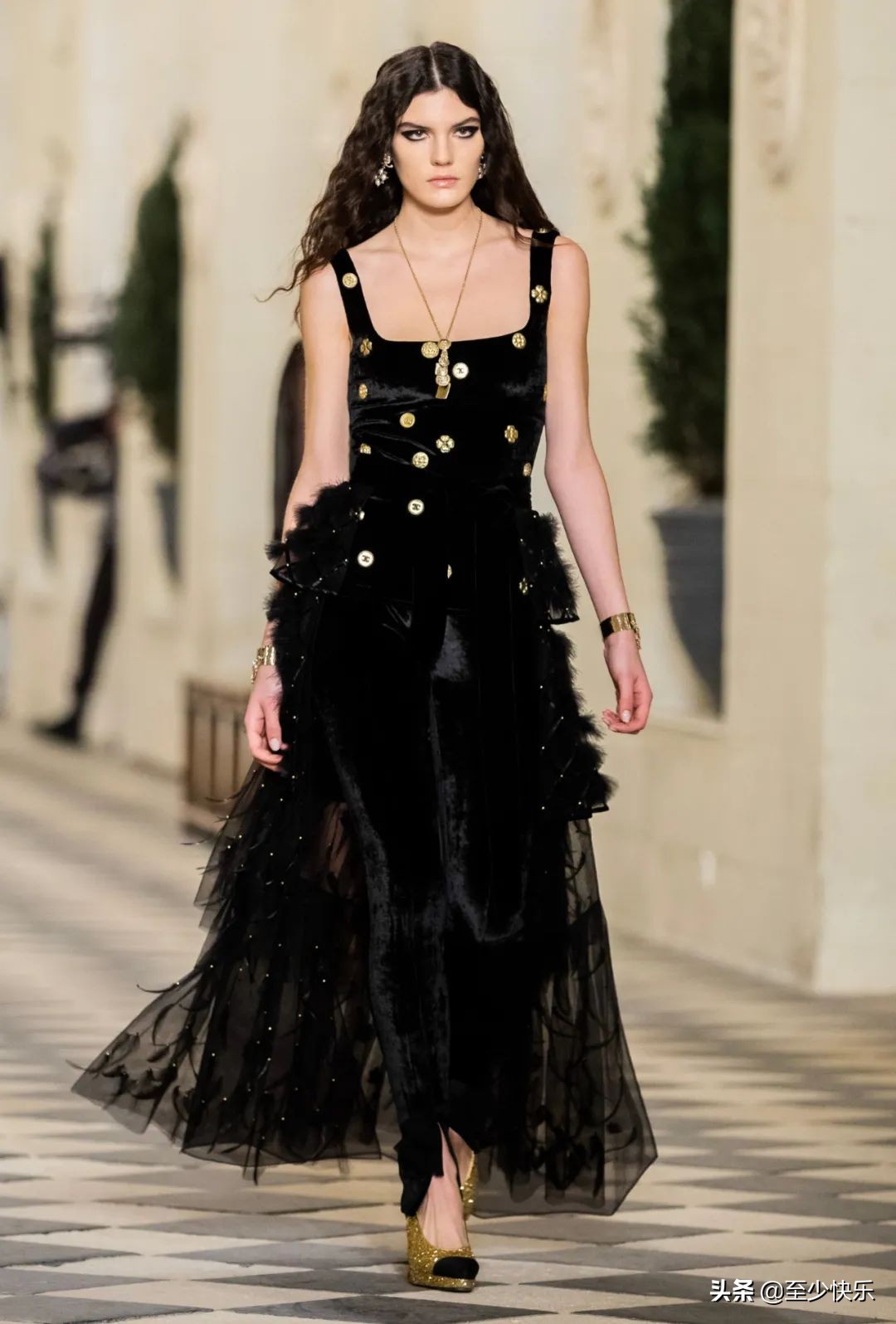 chanel女装夏季,chanel早秋