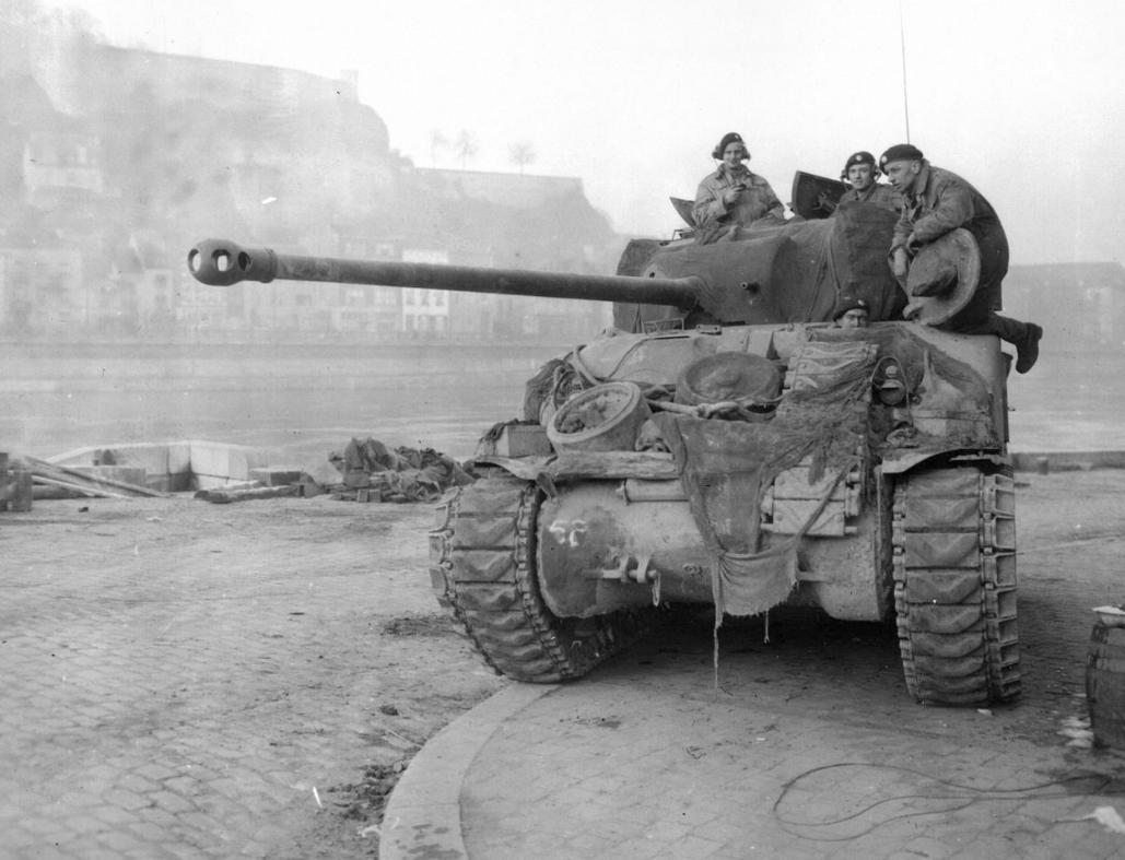 m4谢尔曼主战坦克vs日本坦克,坦克m4谢尔曼