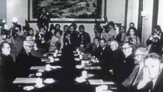 1984年香港回归陷入僵局，*小平邓**放话：必要时可以打仗