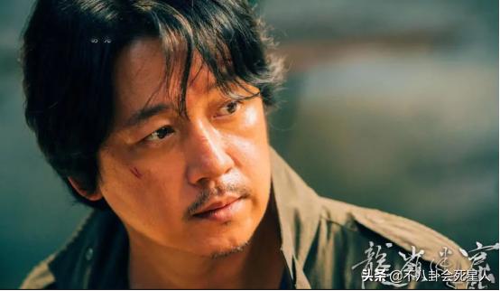 一脸横肉的男人视频素材,一脸横肉的帅哥