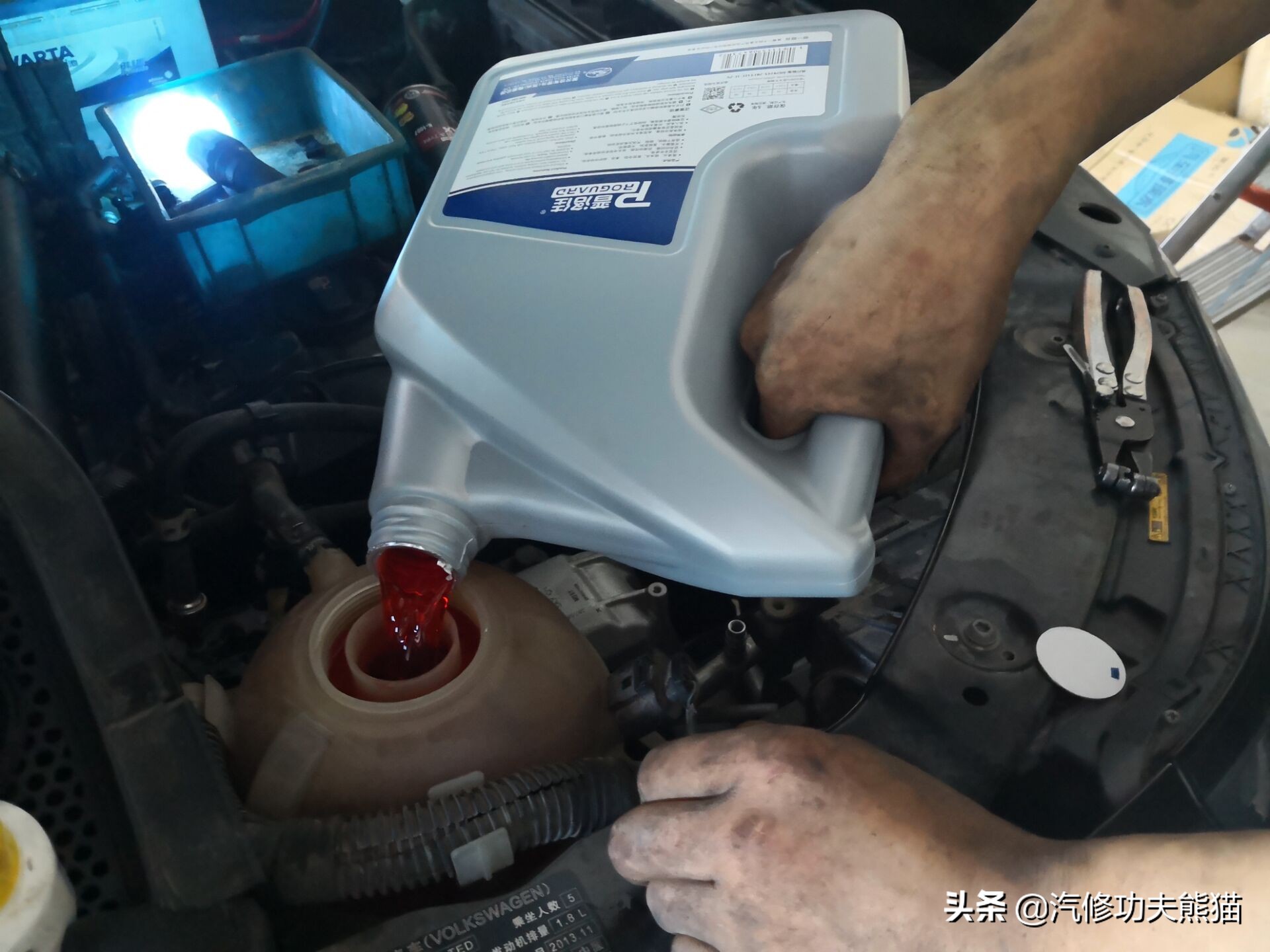 2017款途观丝绸之路1.8t烧机油吗,途观2015款1.8t四驱豪华版烧机油