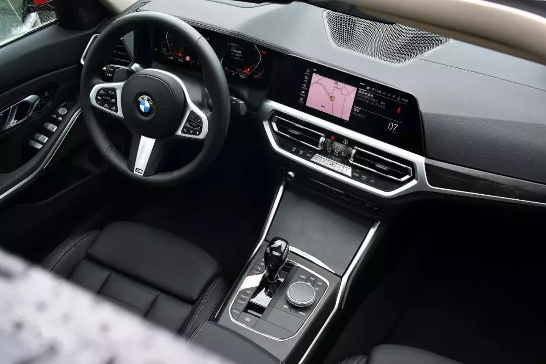 试驾全新一代宝马3系,深度试驾宝马新3系究竟有多香