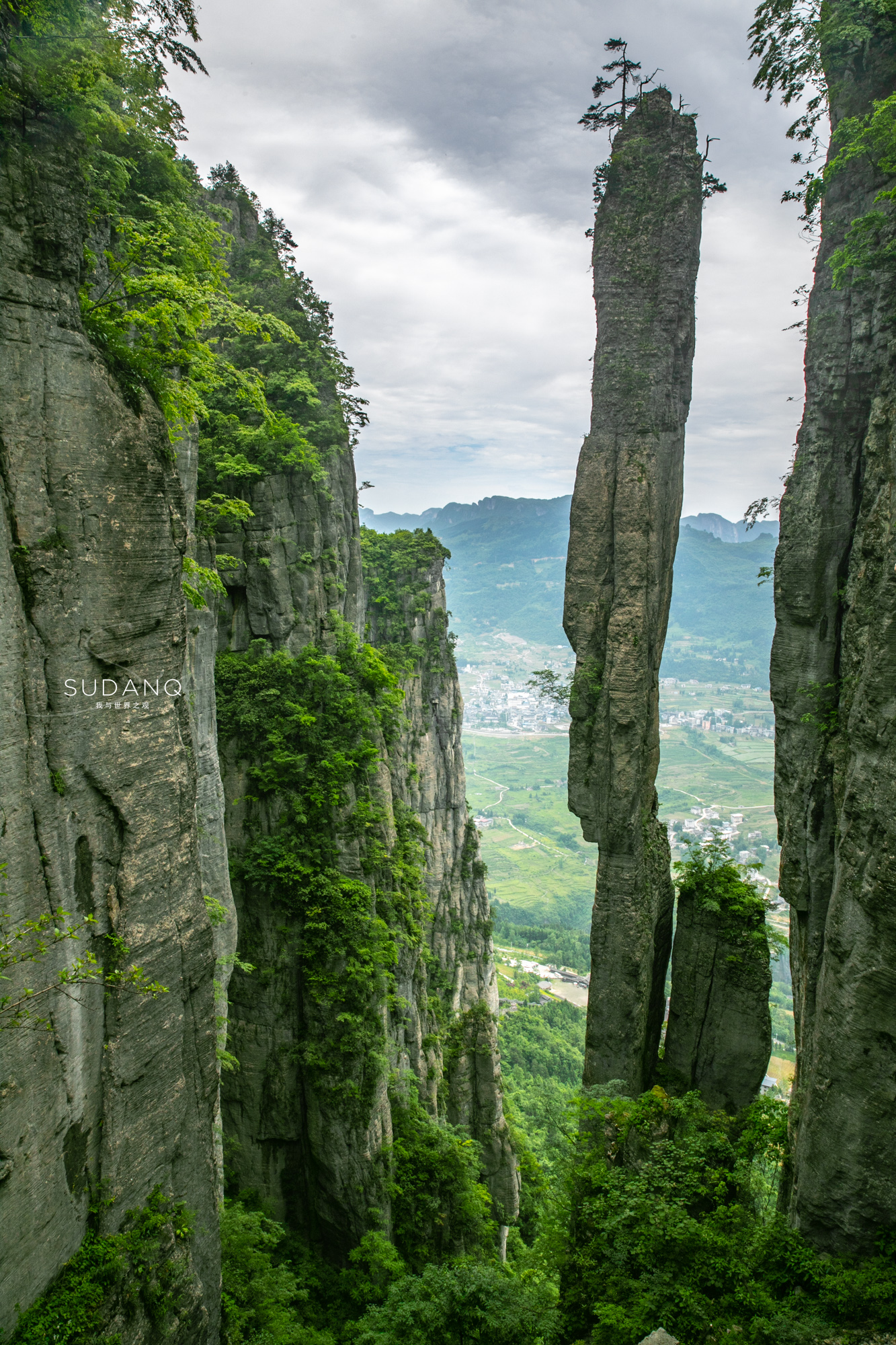 地球最美伤疤马岭河峡谷,地球最美的东非大裂谷