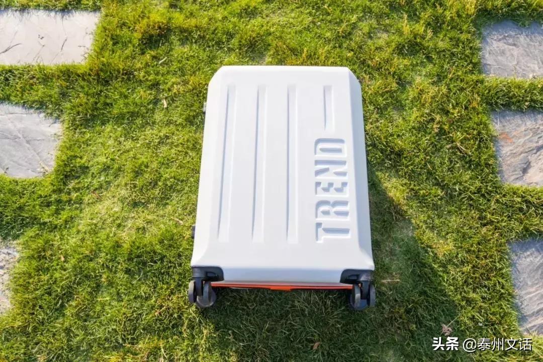 经常飞的人的行李箱,国际航班行李托运液体