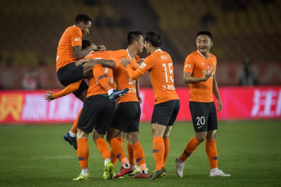 武汉卓尔|刘云黄金左脚梅开二度“双杀”富力稳居第六